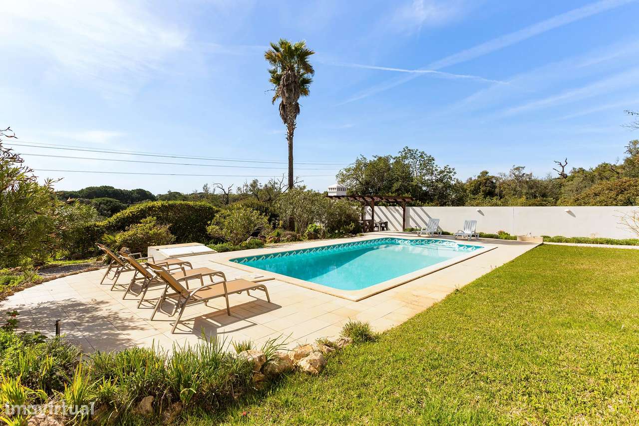 Encantadora Moradia com Piscina na Mosqueira, Albufeira - Grande imagem: 5/56
