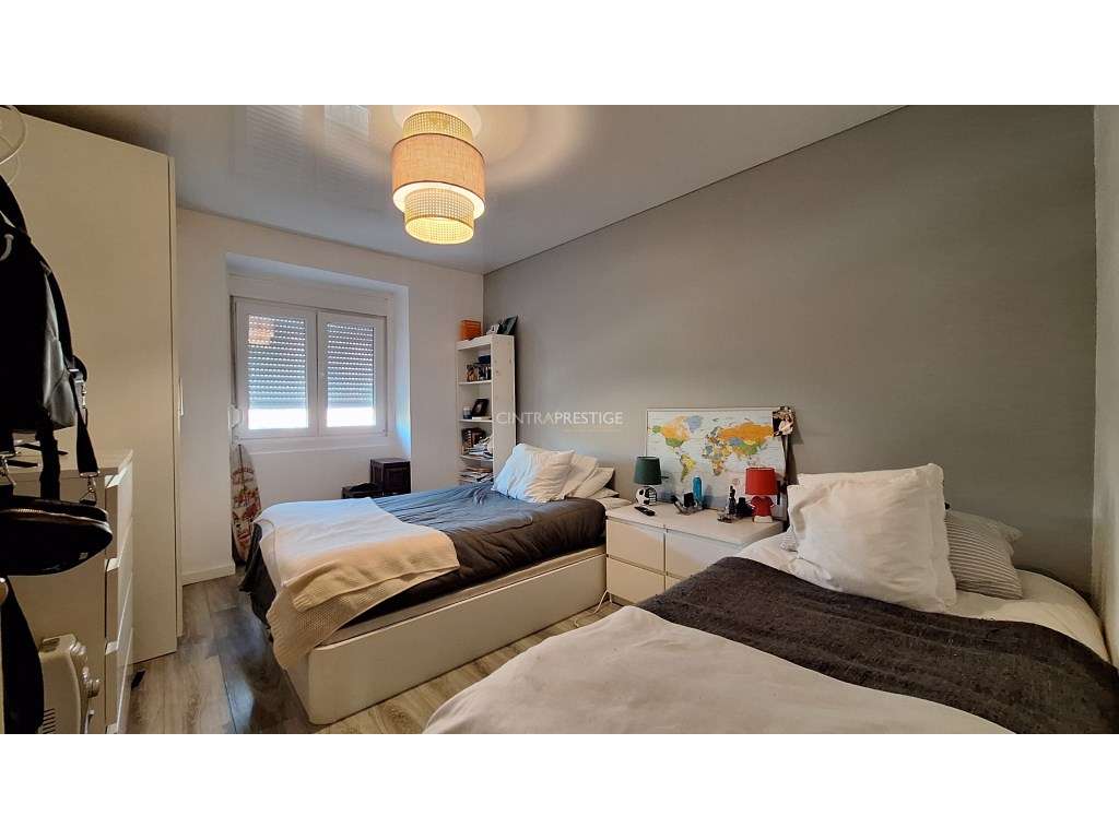 Apartamento T2 Totalmente Remodelado - Portela de Sintra-19