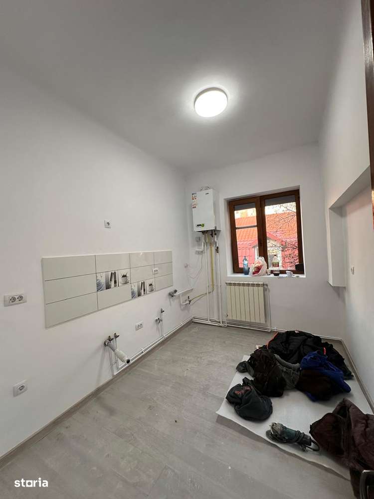 apartament centru - Imagine principală: 4/15