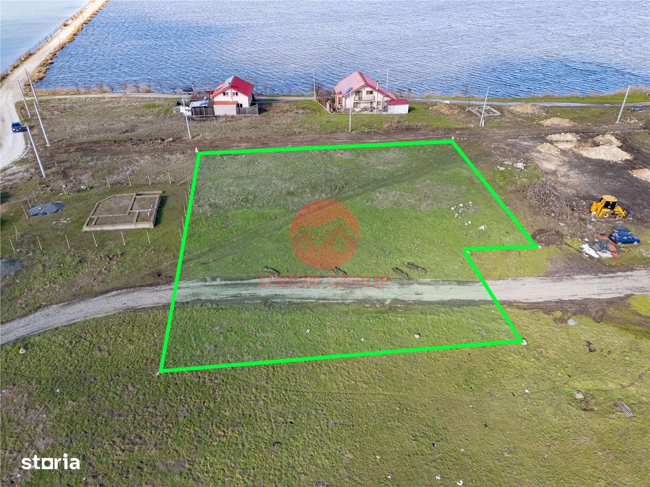 Teren Intravilan 2380 mp Langa Lac, Corbu-2