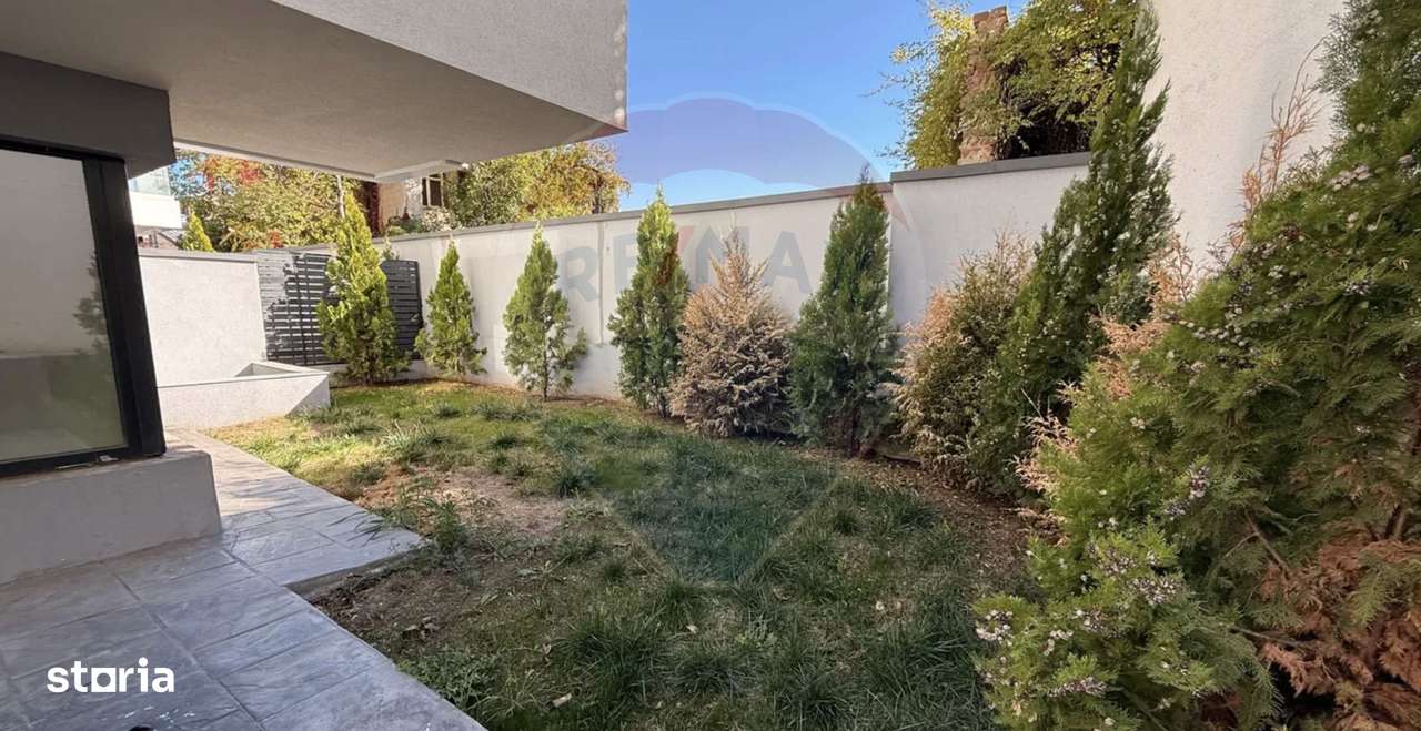 Vanzare Apartament 4 cu camere cu curte / loc parcare/ ultracentral-4