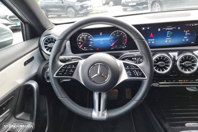 Mercedes-Benz A 200 Progressive Aut. - 11