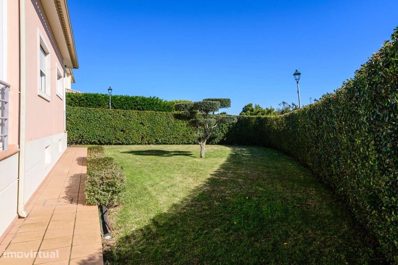 Moradia T3 com Jardim e Garagem | Construída em 2011 | São Pedro...-50