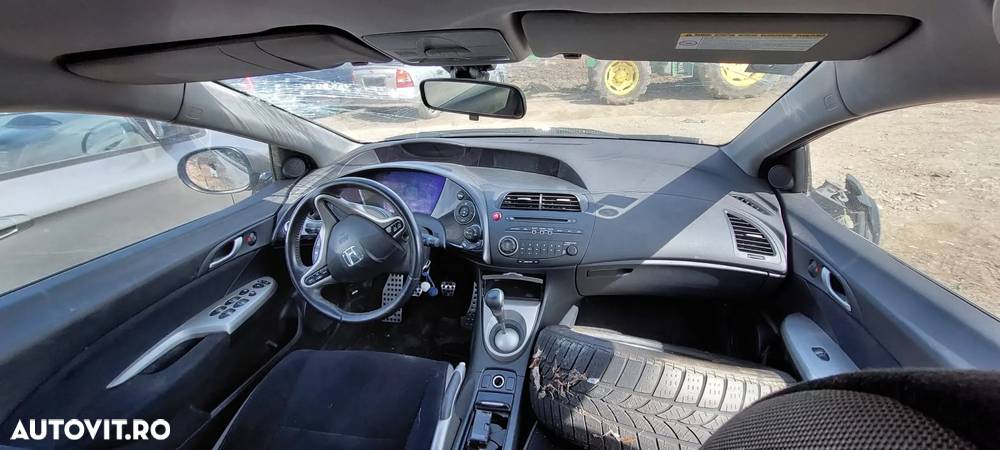 Dezmembrari Honda Civic 2007 Hatchback 2.2 I-CDTI - 4