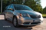 Chrysler Town & Country 3.6 Limited - 6