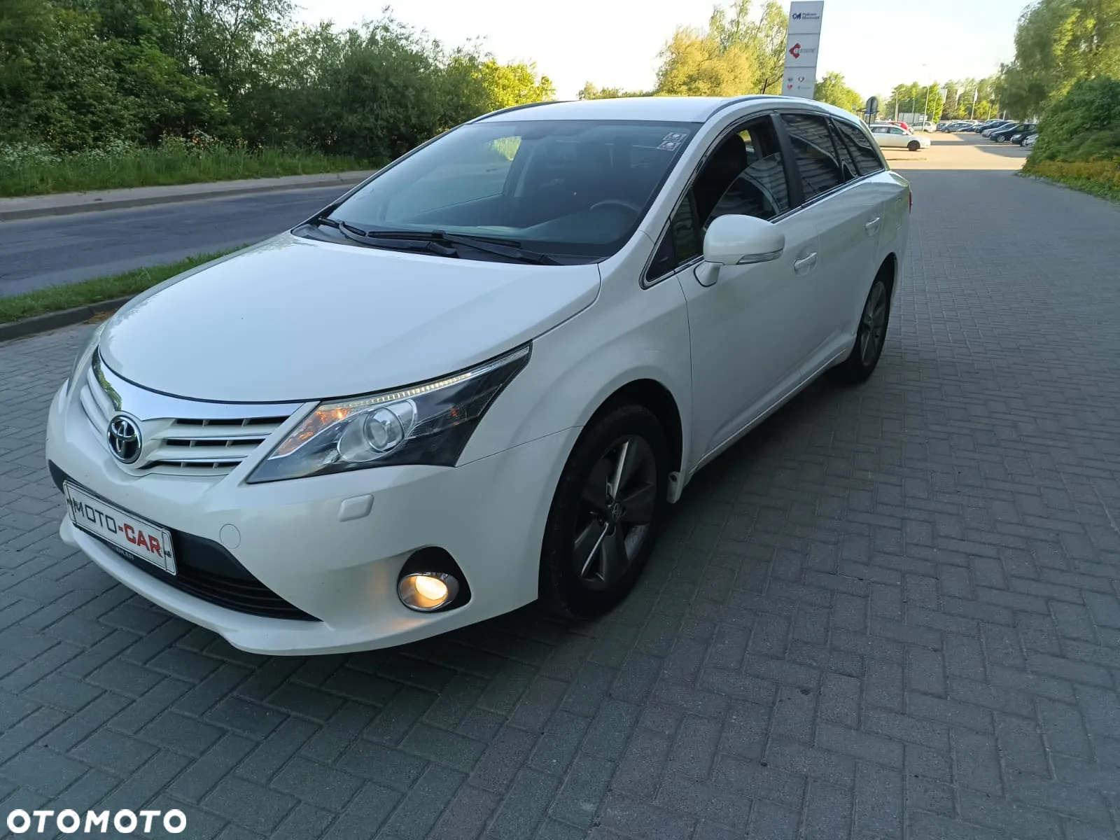 Toyota Avensis 1.8 Business Edition - 3