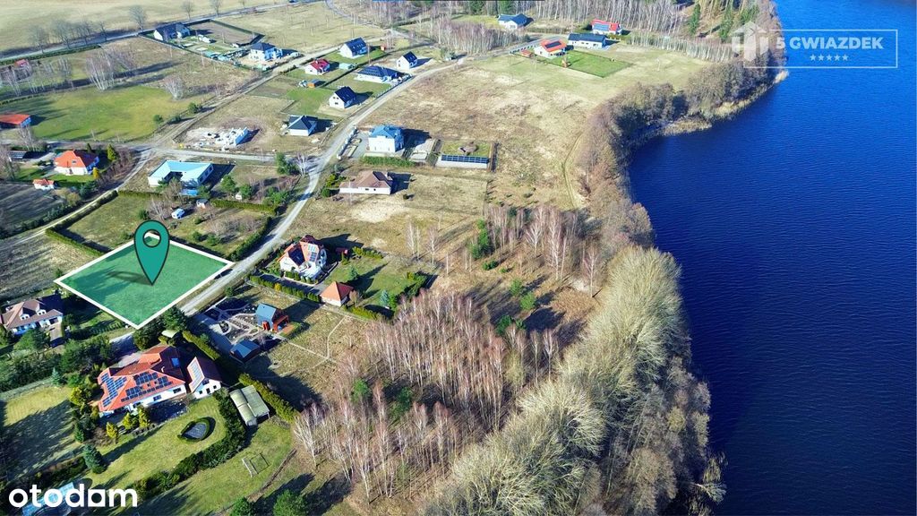 Wyjątkowe miejsce do budowy domu blisko jeziora.