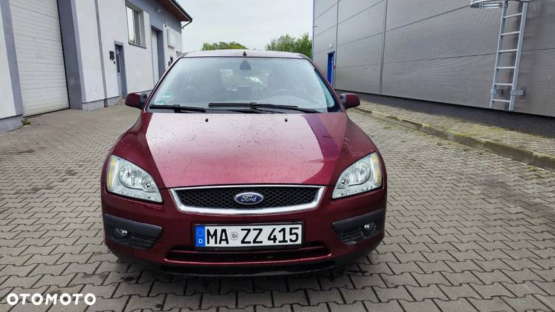 Ford Focus 1.6 16V Titanium - 11