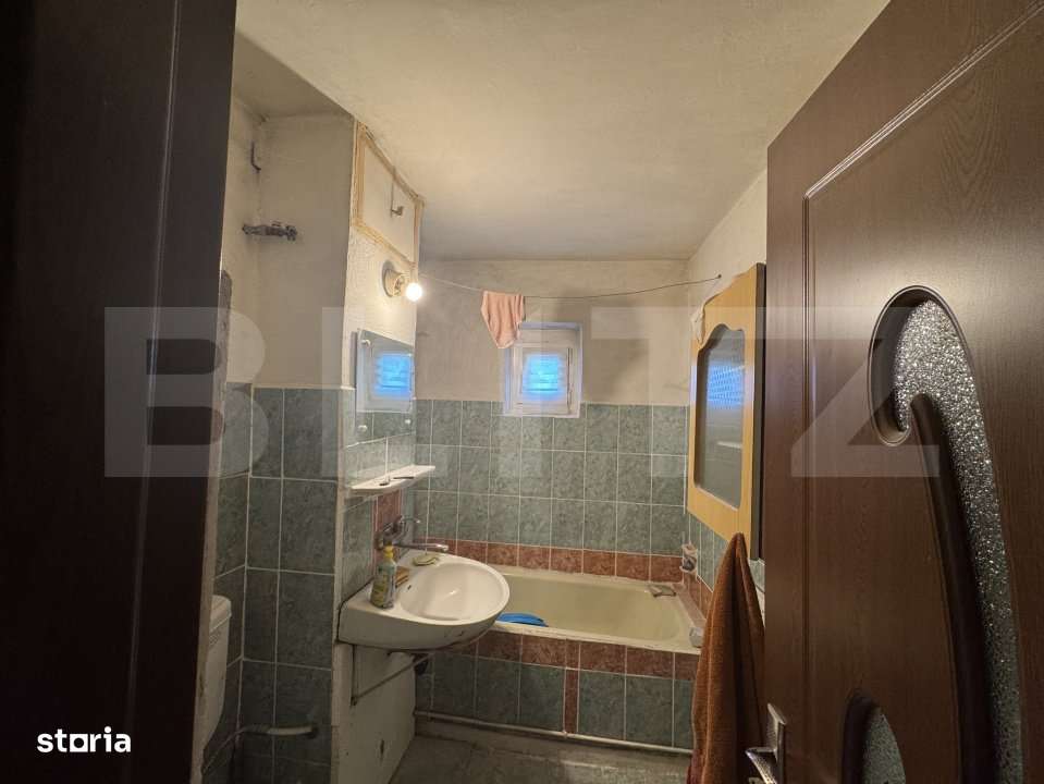 Apartamnet cu 2 camere, decomandat, zona Piata Mare - Imagine principală: 3/4