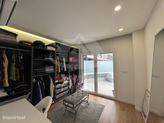 Apartamento T4 seminovo com terraço, no Parque das Oliveiras em Cam...-21