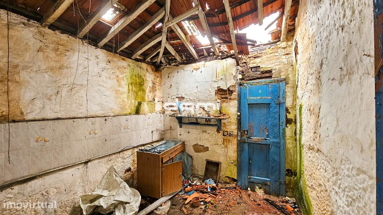 Moradia para Restaurar, Ponte – São Pedro do Sul - Grande imagem: 4/12