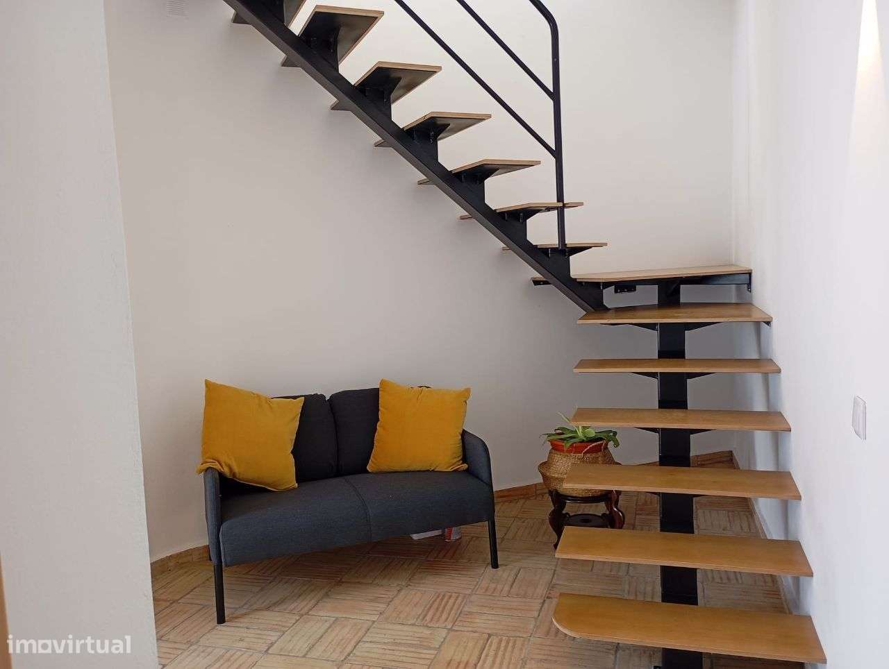 Moradia T2 em Alte, para arrendamento anual - Grande imagem: 4/15