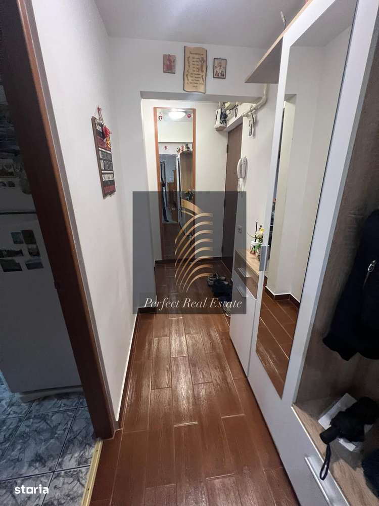 De vânzare –  EXCLUSIVITATE! Apartament 3 camere, semi confort I,-9