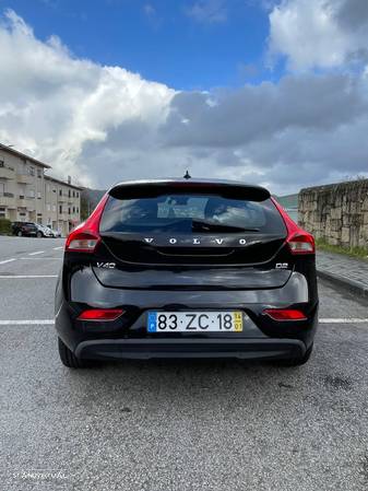 Volvo V40 D2 - 18