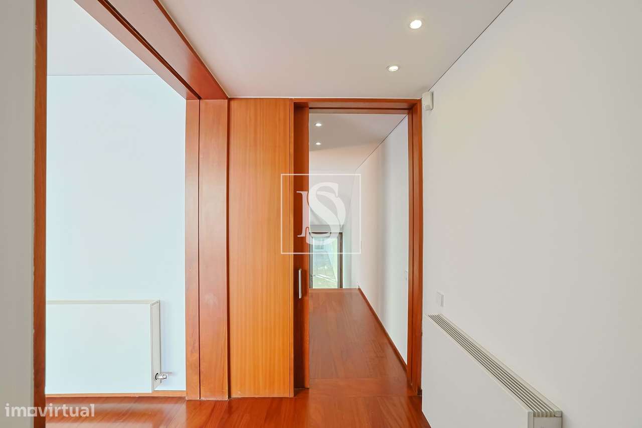 Moradia T3 individual com jardim e garagem na Póvoa de Varzim-14