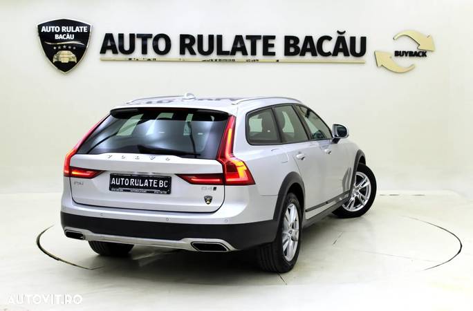 Volvo V90 Cross Country D4 AWD Geartronic Pro - 6