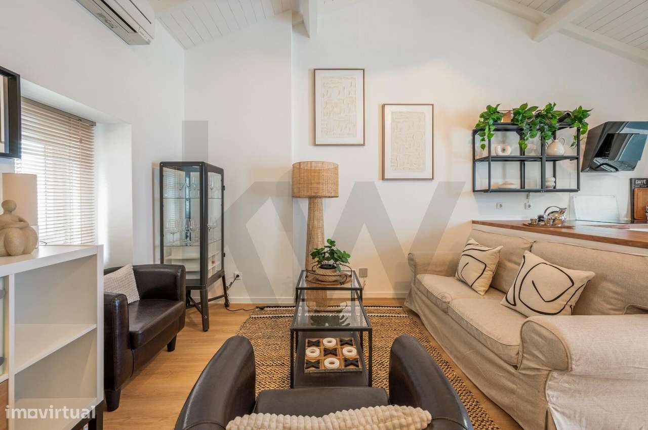 ✨ Arrendamento Exclusivo – T1 Mobilado inserida em Zona Histórica✨ - Grande imagem: 4/53