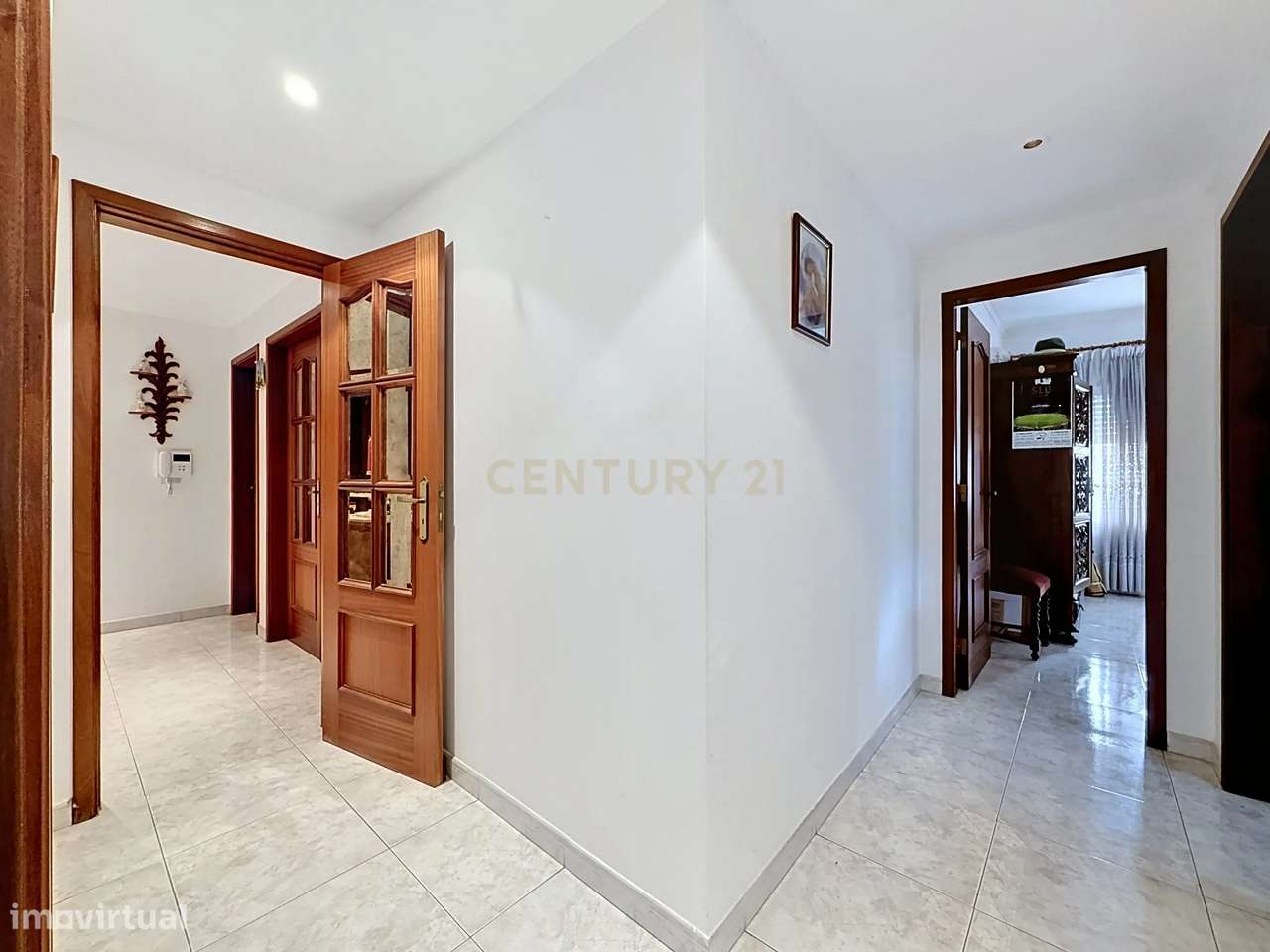 Apartamento T3 em Amora, Seixal - Oportunidade Única!-10