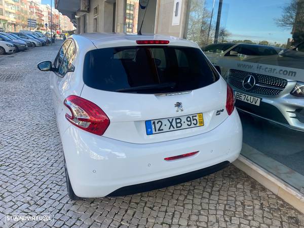 Peugeot 208 1.4 e-HDi Access 2-Tronic - 8