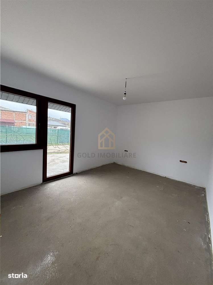 Casa pe un nivel de vanzare-11
