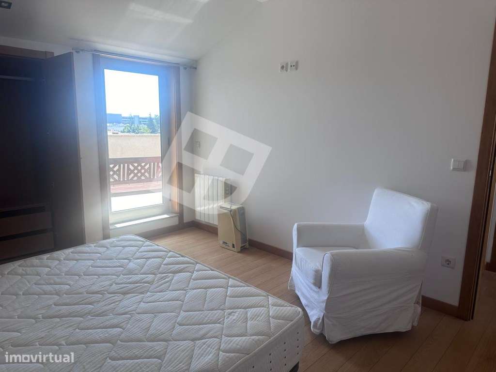 Apartamento T2 com Terraços - Aveiro /Glória-19