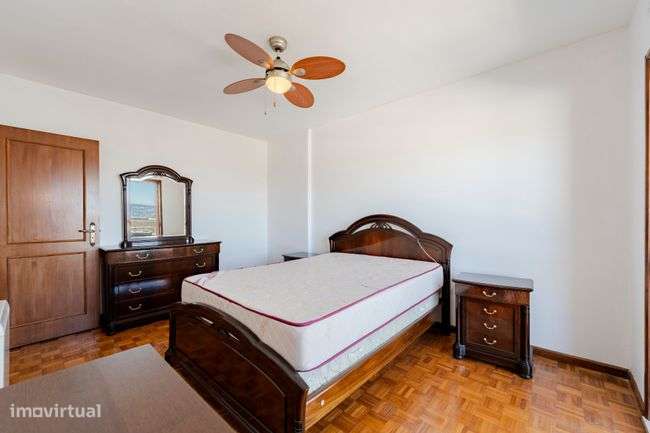 Apartamento T3 em São vicente, junto ao centro-20