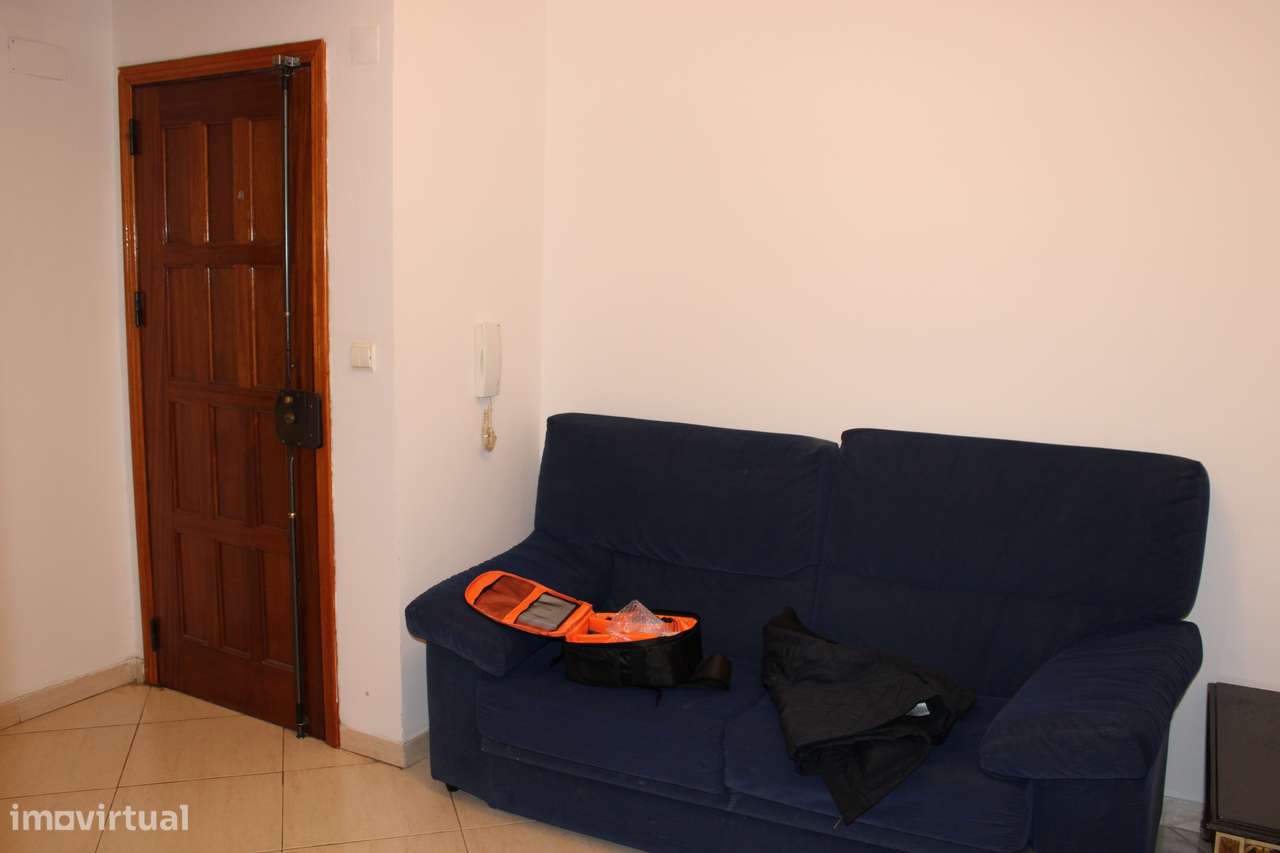 Apartamento T2 com arrecadação São Marcos Rés de Chão - Grande imagem: 5/24