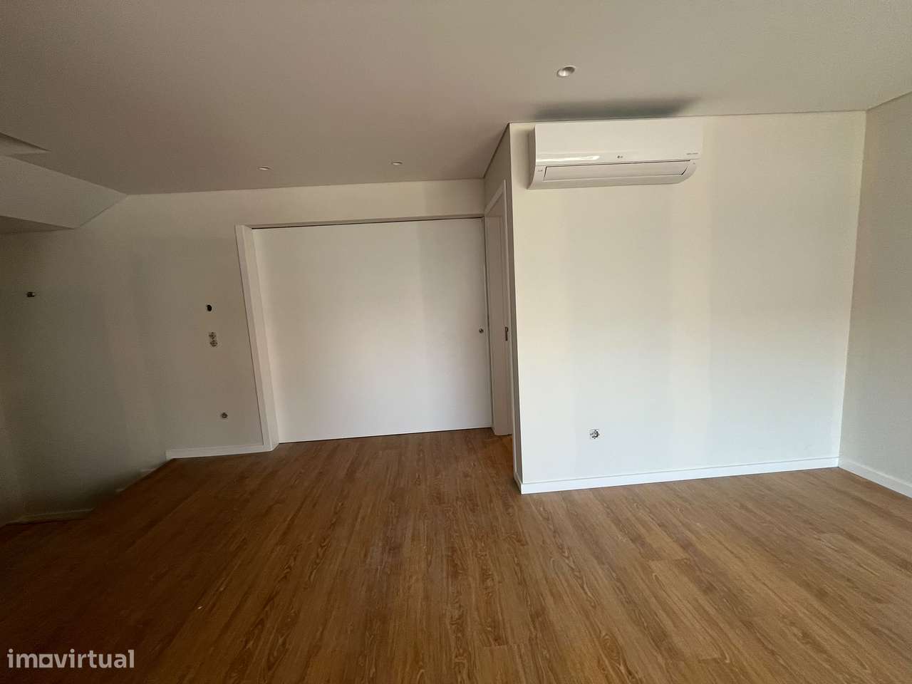 Comprar Excepcional Moradia T3 /Eevador Pedrouços Maia-6
