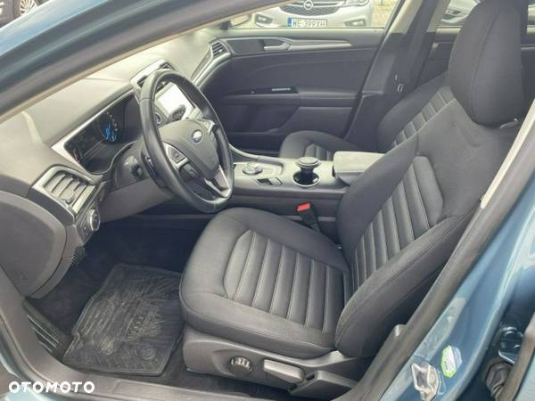 Ford Mondeo - 9