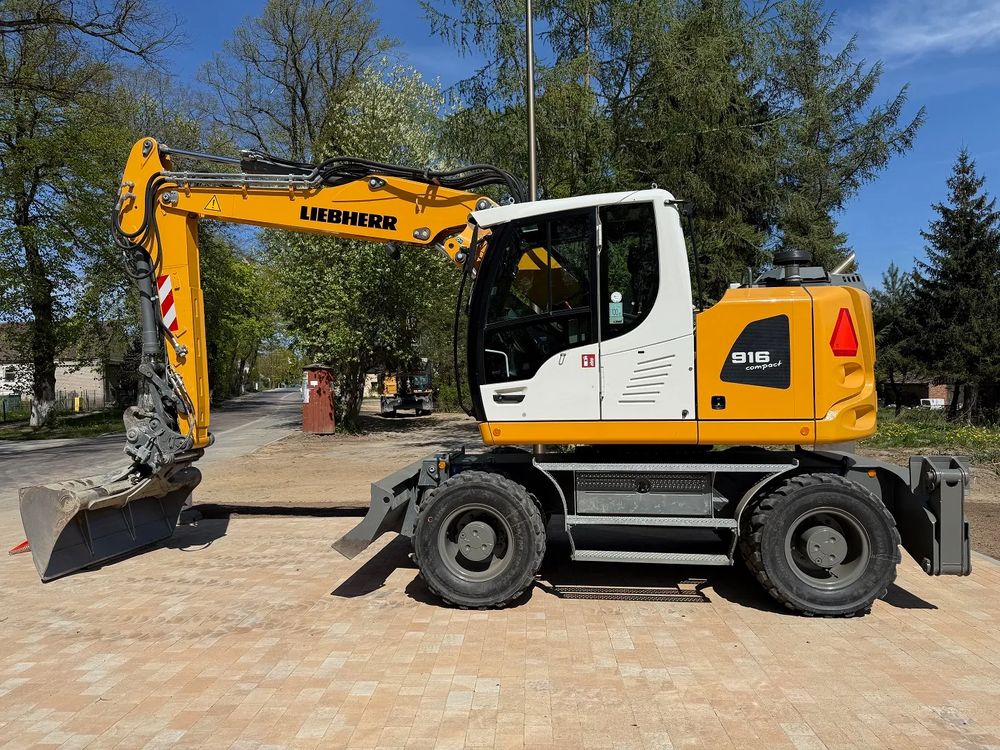 Liebherr 916 compact 2020