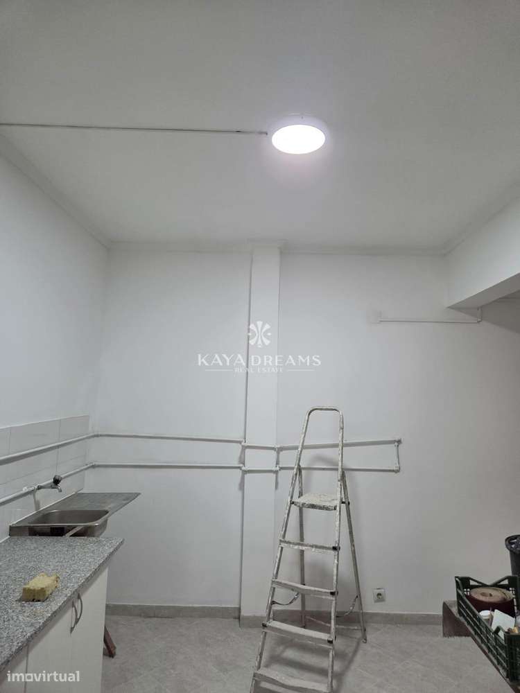 Loja em Odivelas, Póvoa de Santo Adrião-4