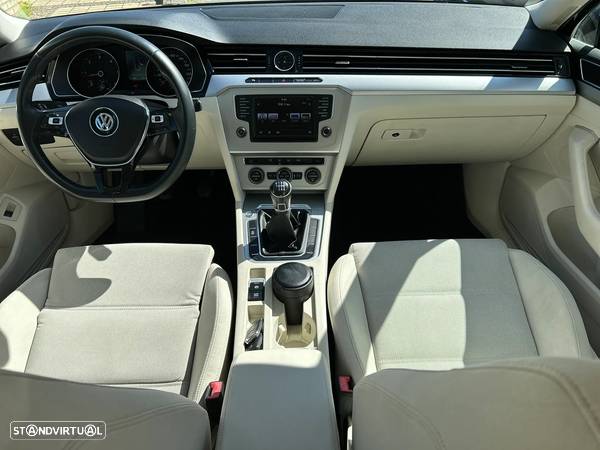 VW Passat Variant 1.6 TDI Confortline - 5