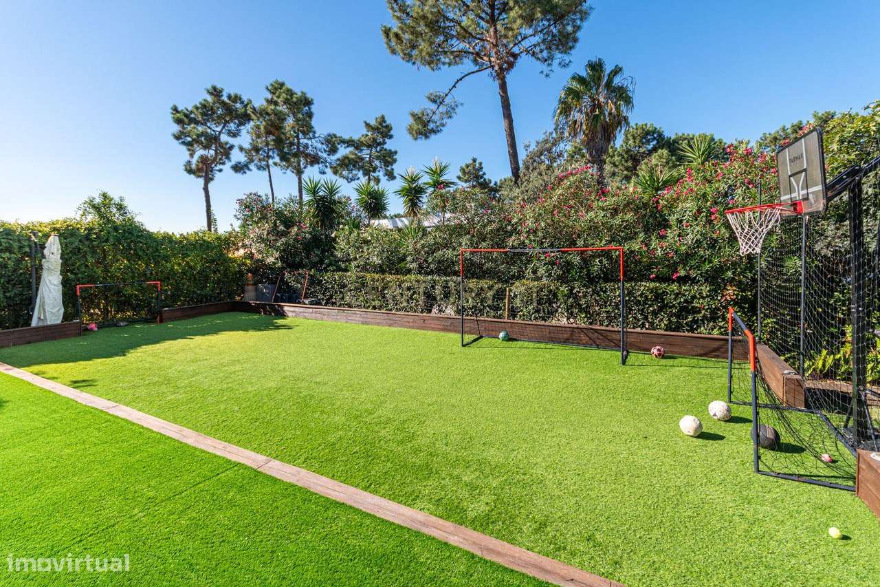 Charme Tradicional • Conforto Moderno • Energia Solar Inteligente (202-40