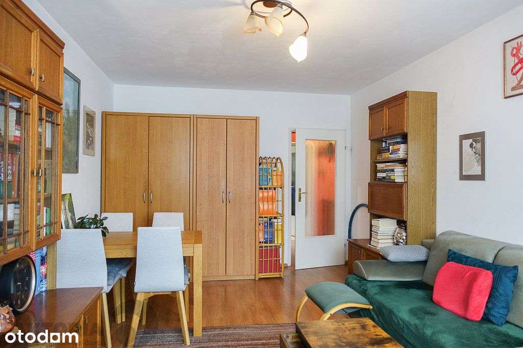 Pomorzany 2 pokoje 49,95 m2, III p. 2002 r. balkon-5