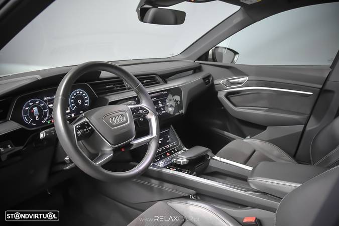 Audi e-tron 50 quattro S line - 17