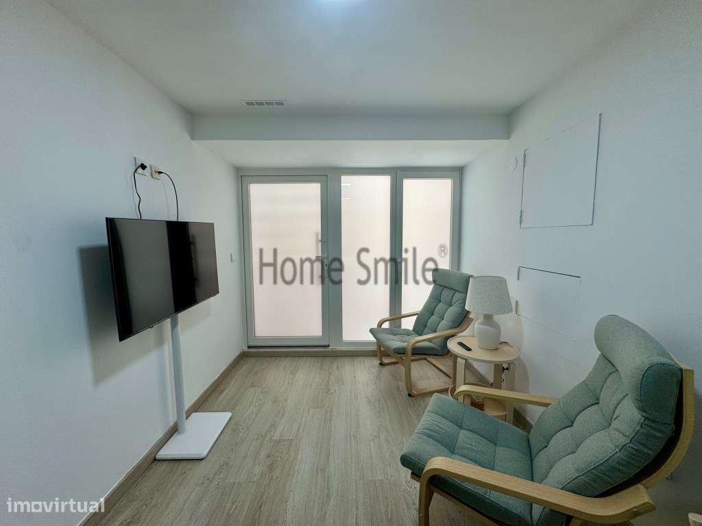 T1 + 1 NA PRIMEIRA LINHA. ALOJAMENTO LOCAL. PRAIA DA CALIFORNIA-5