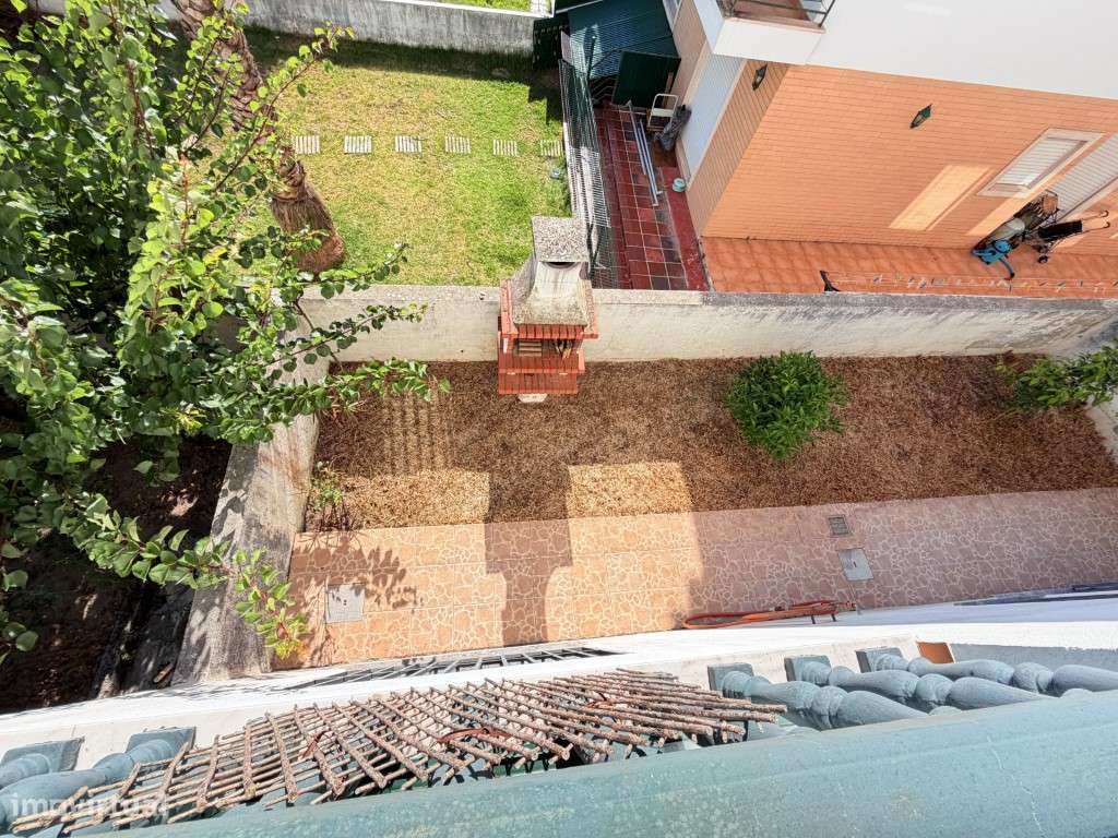 Apartamento T2 Duplex com Pátio, Churrasqueira e Garagem | Avenal, ...-13