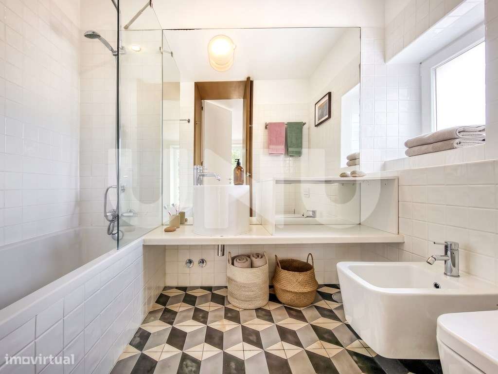 Apartamento T1 na Graça com 2 terraços-14