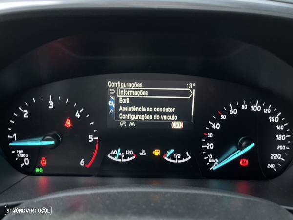 Ford Focus 1.5 TDCi EcoBlue Titanium - 48