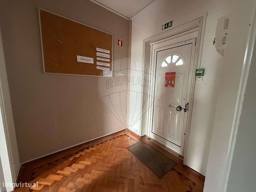 Moradia T9 para venda - Grande imagem: 4/34