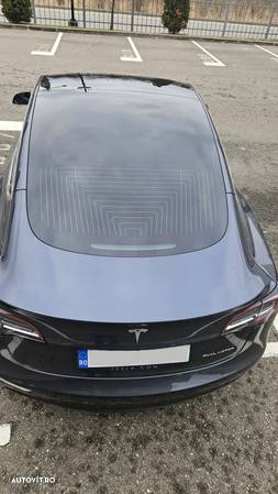 Tesla Model 3 Langstreckenbatterie Allradantrieb Dual Motor - 31