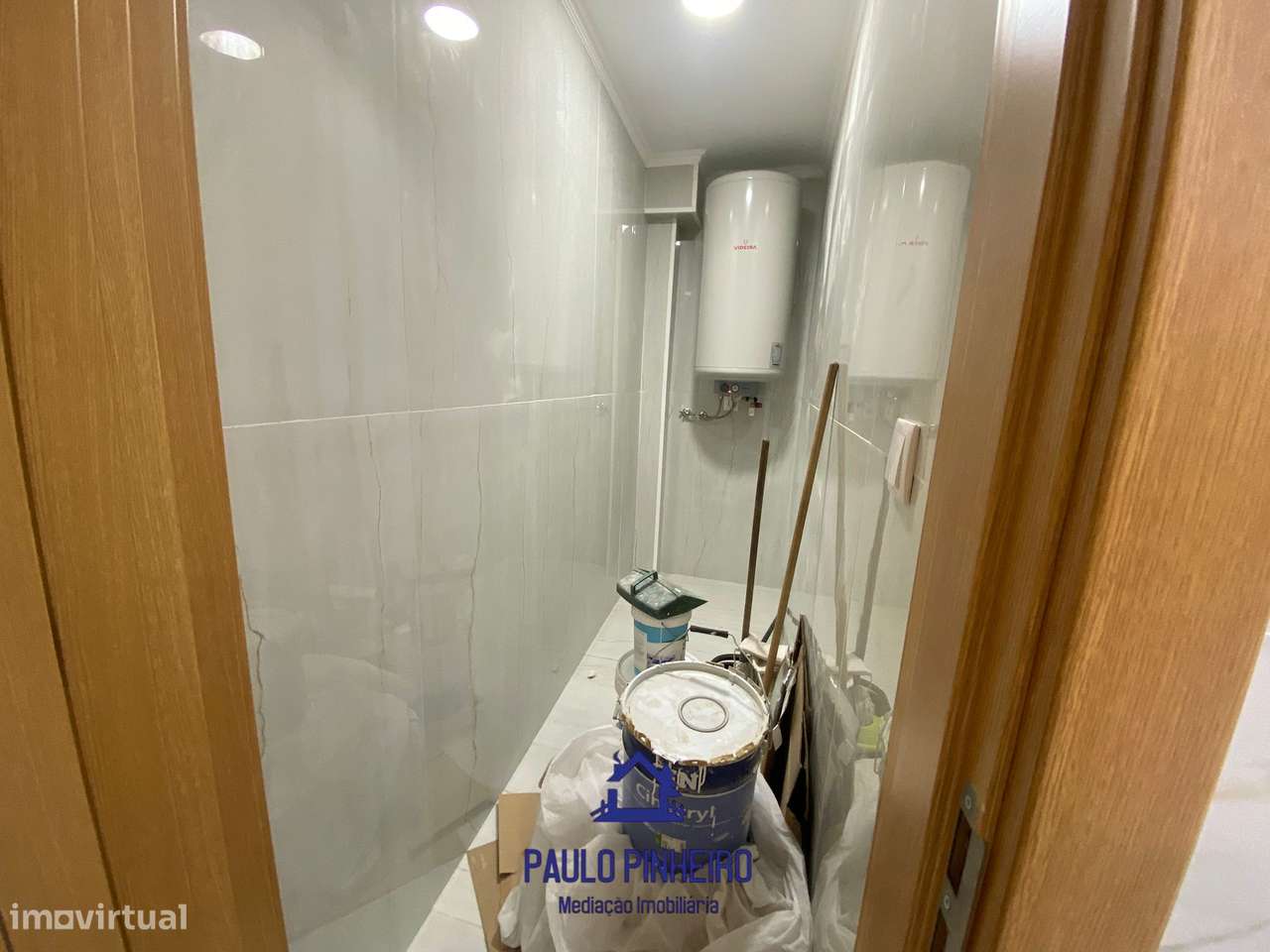 Moradia T4+1 Totalmente Renovada – Campanhã-16