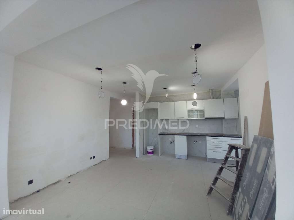 Apartamento T4 remodelado - Grande imagem: 2/40