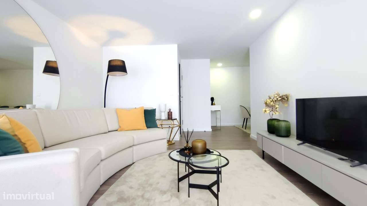 T3 semi-novo | Totalmente equipado | Exposição nascente/sul-12