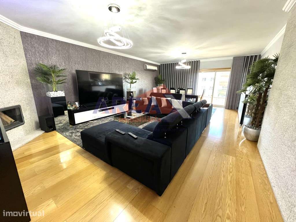 Apartamento T4 de Prestígio | Condomínio Fechado | - Grande imagem: 5/21