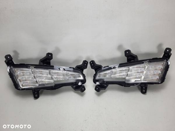 HYUNDAI I30 III 3 LIFT halogeny lampy LED DRL KOMPLET 6-PIN - 1