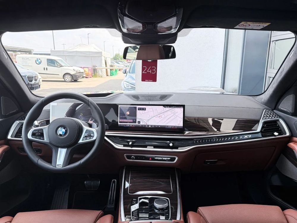 BMW X7 Xdrive40D MHEV Sport 2025 — zdjęcie 5