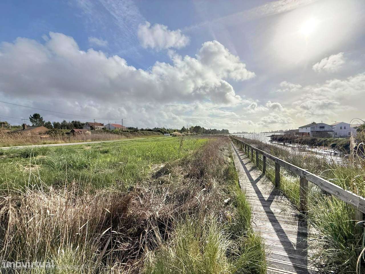 Terreno no Cais do Carregal em  Ovar - Grande imagem: 4/12