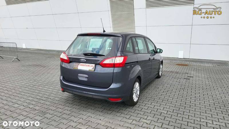 Ford Grand C-MAX - 9