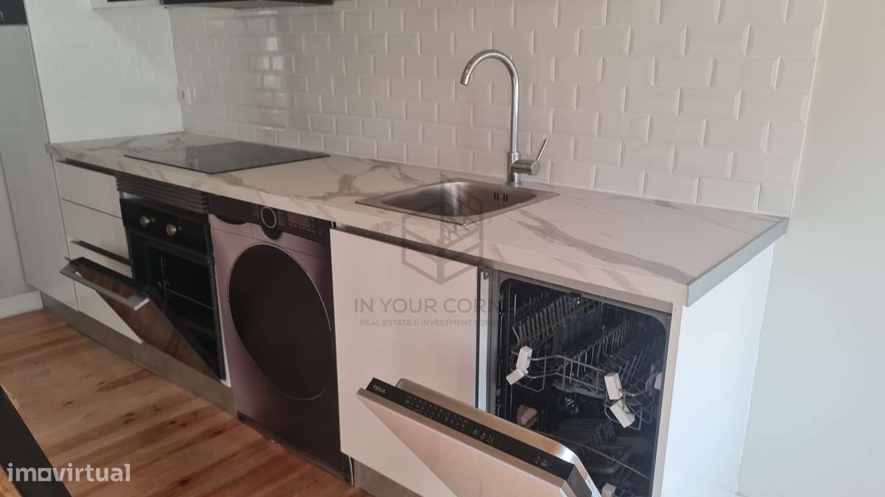 Apartamento T1+1 Venda em Misericórdia,Lisboa-17